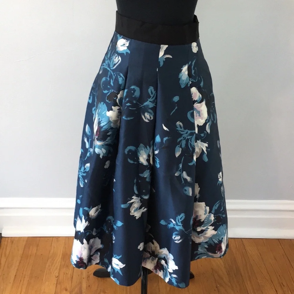 WHBM Blue and Pink Floral Print Full Midi Skirt, 00 - Picture 4 of 7